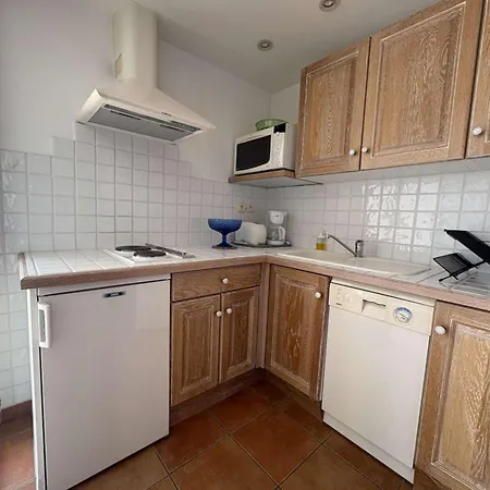 Vue Mer, 4 Pers. - Fr-1-845-31 * Saint-Cyr-sur-Mer